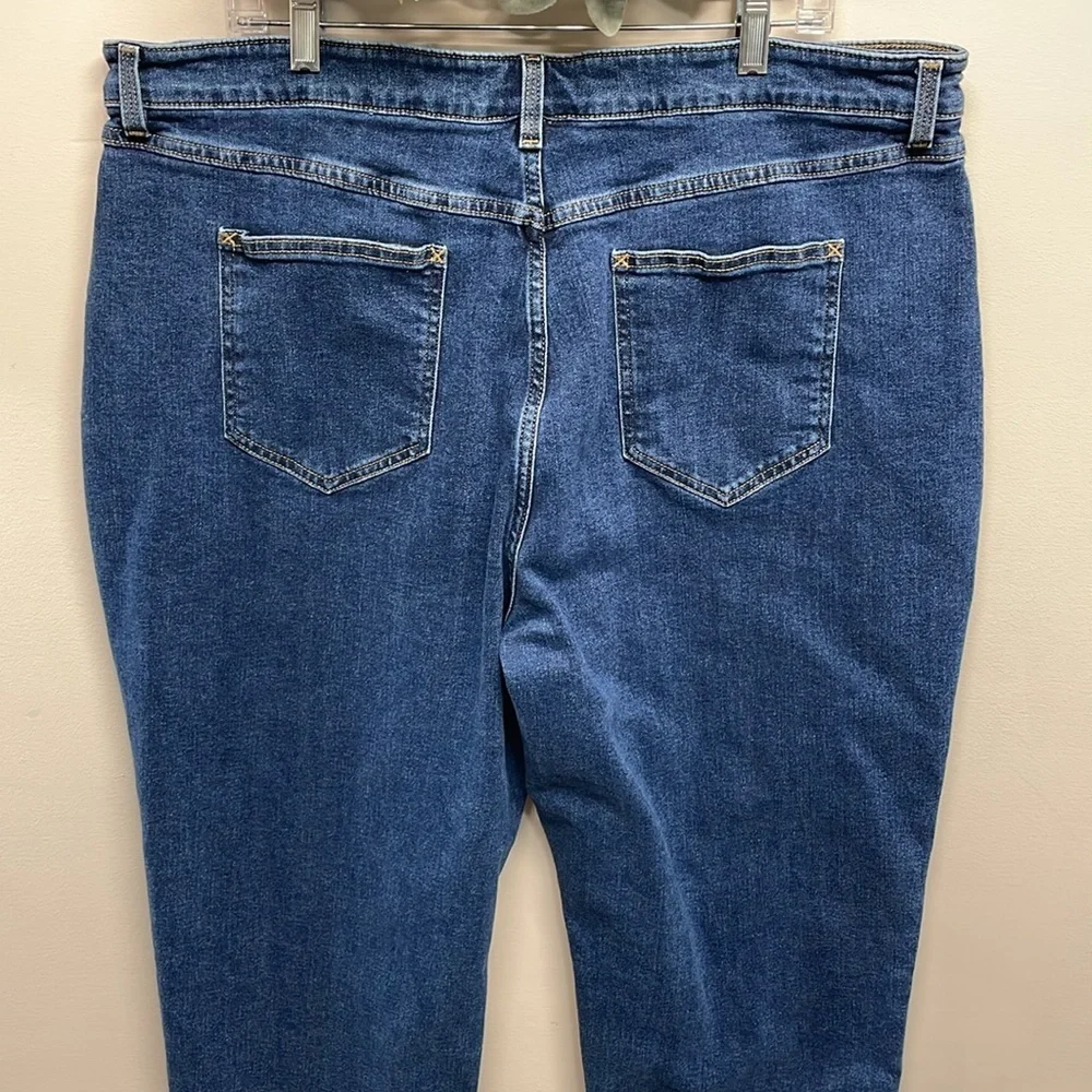 NWOT L.L. Bean Classic Fit Denim Jeans High Rise Straight Leg 20W